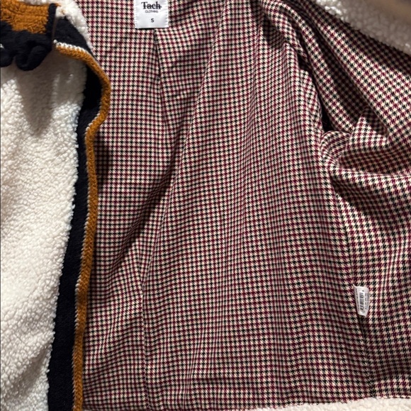 TACH Belen Teddy jacket - Picture 7 of 8